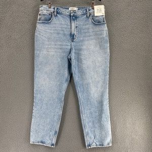 Curve Love Ultra High Rise 90s Straight Jean women's size 34 Short